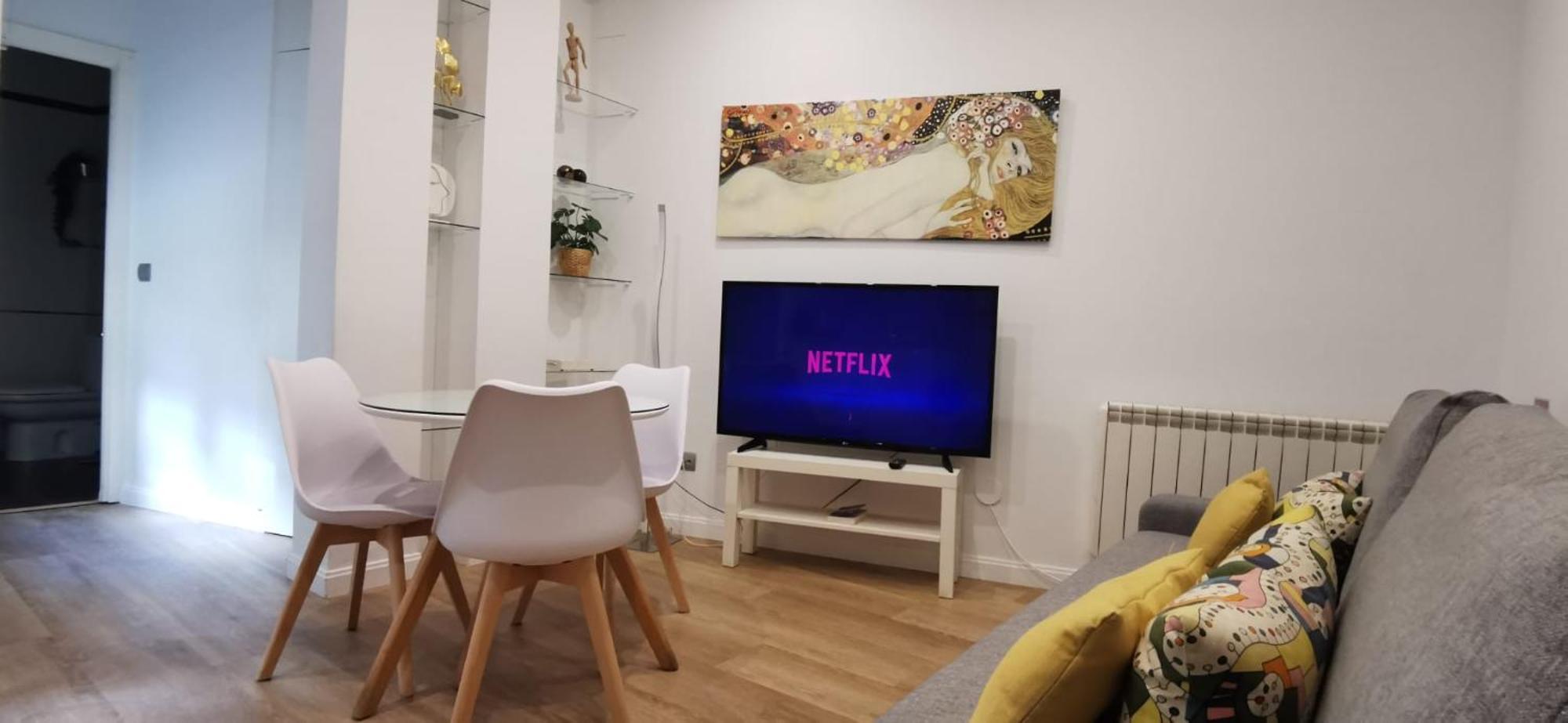 Apartamento Tranquilo En Chueca In2iz5 *